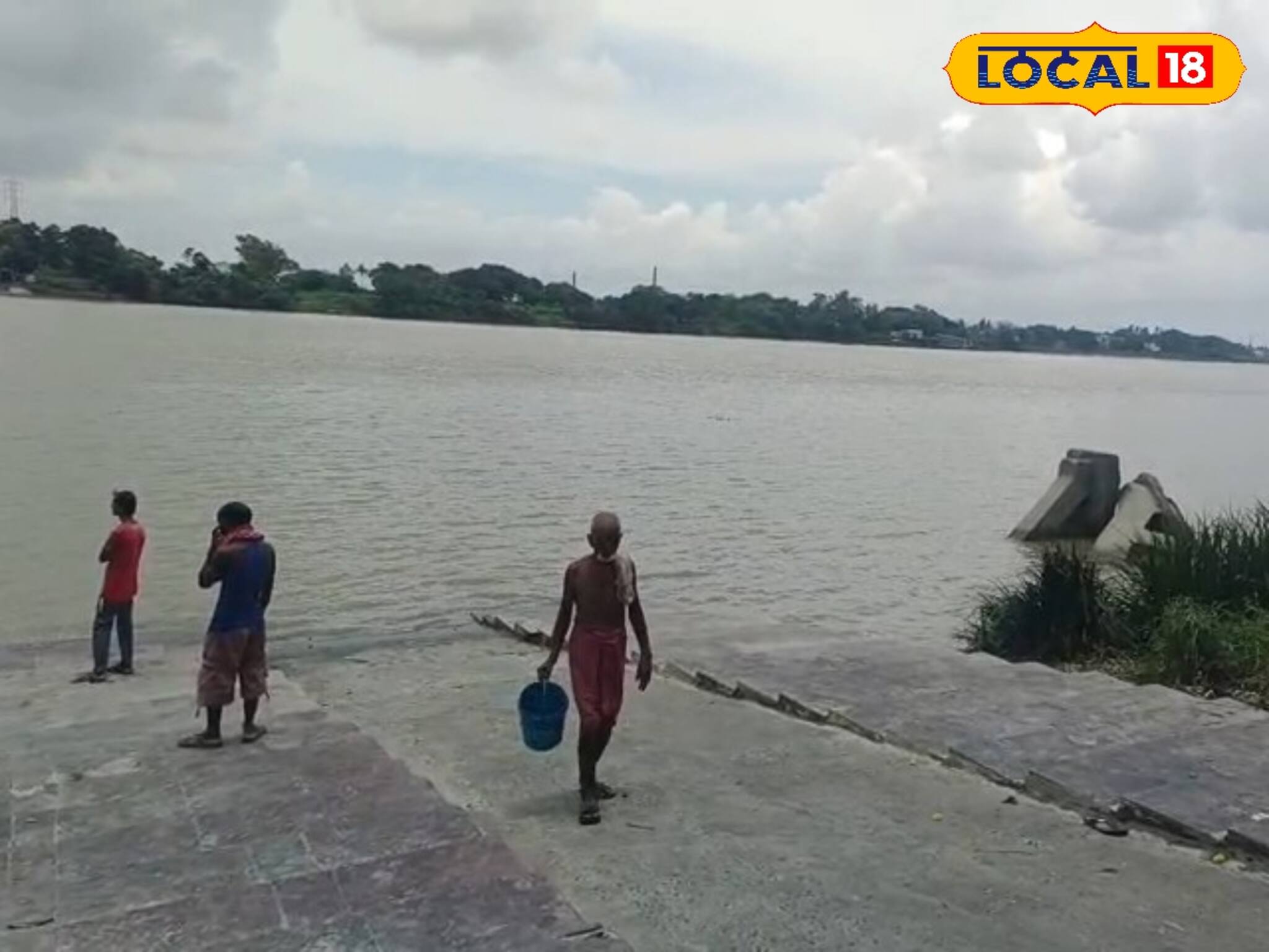 একই গঙ্গার ঘাটে বারবার দুর্ঘটনা, অনির্দিষ্টকালের জন্য বন্ধ হুগলির এই ঘাট