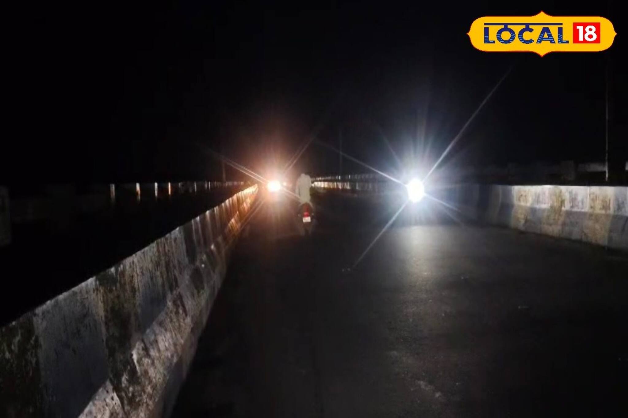 রাত ঘনালেই আঁধার,  ক্যানিং-এর মাতলা সেতু হয়ে ওঠে আতঙ্কময়