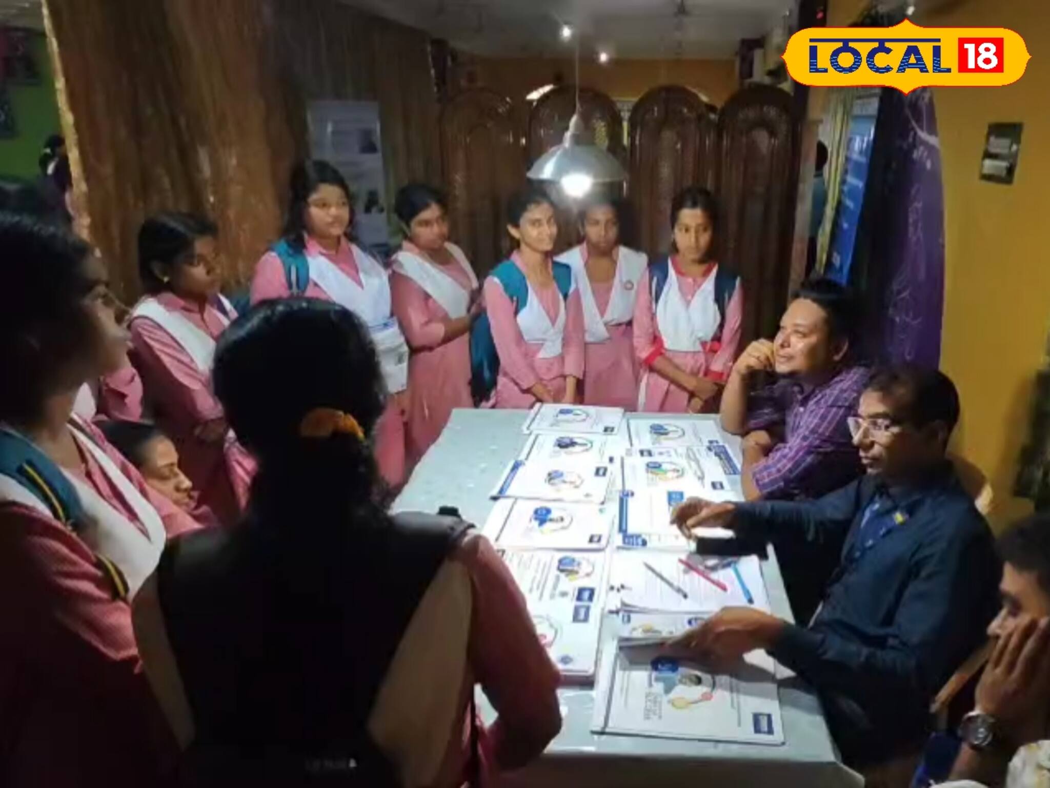 কোন পেশা ভিত্তিক পড়াশোনায় মোটা মাইনের চাকরির সুযোগ? হদিশ দিচ্ছে 'শিক্ষা মেলা'