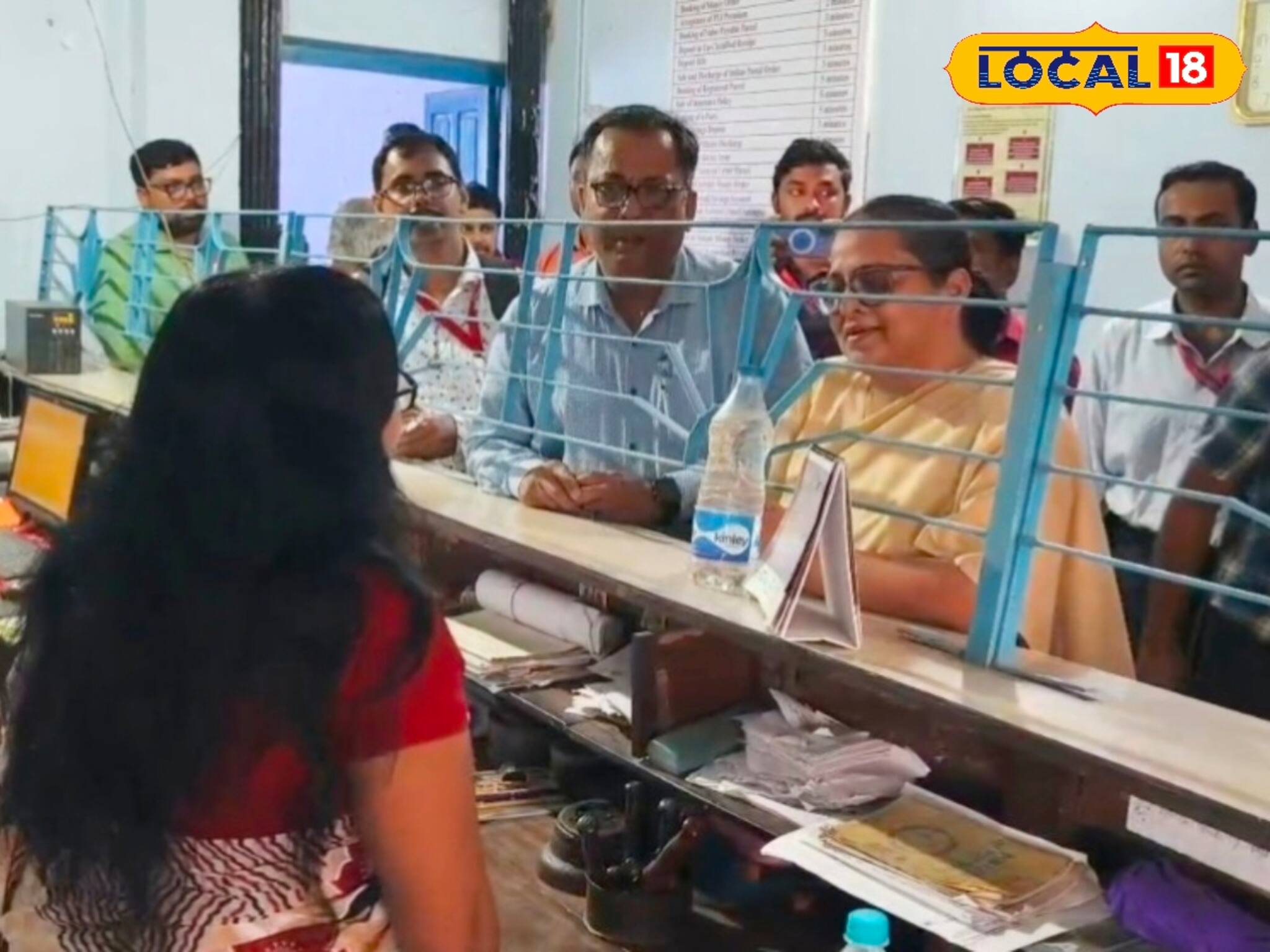 অনেকেই জানেন না মালদহ জেলার এই জায়গায় রয়েছে মহিলা পরিচালিত পোস্ট অফিস