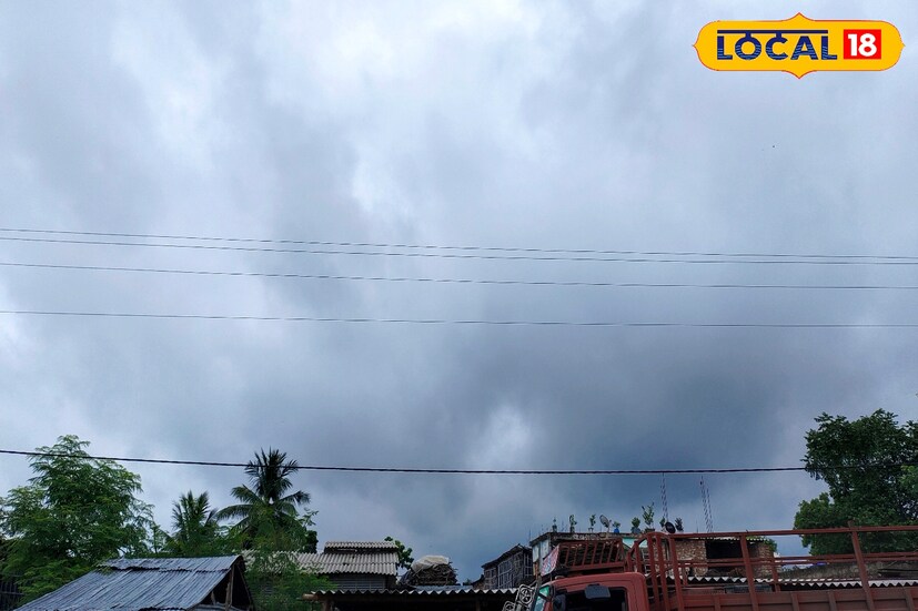 বৃহস্পতিবার সকাল পর্যন্ত অধিকাংশ জায়গায় ভারী বৃষ্টিপাত হলেও দুপুরের পর থেকে উত্তরবঙ্গের জেলাগুলোতে স্বস্তি মিলবে ভারী বৃষ্টিপাত থেকে।