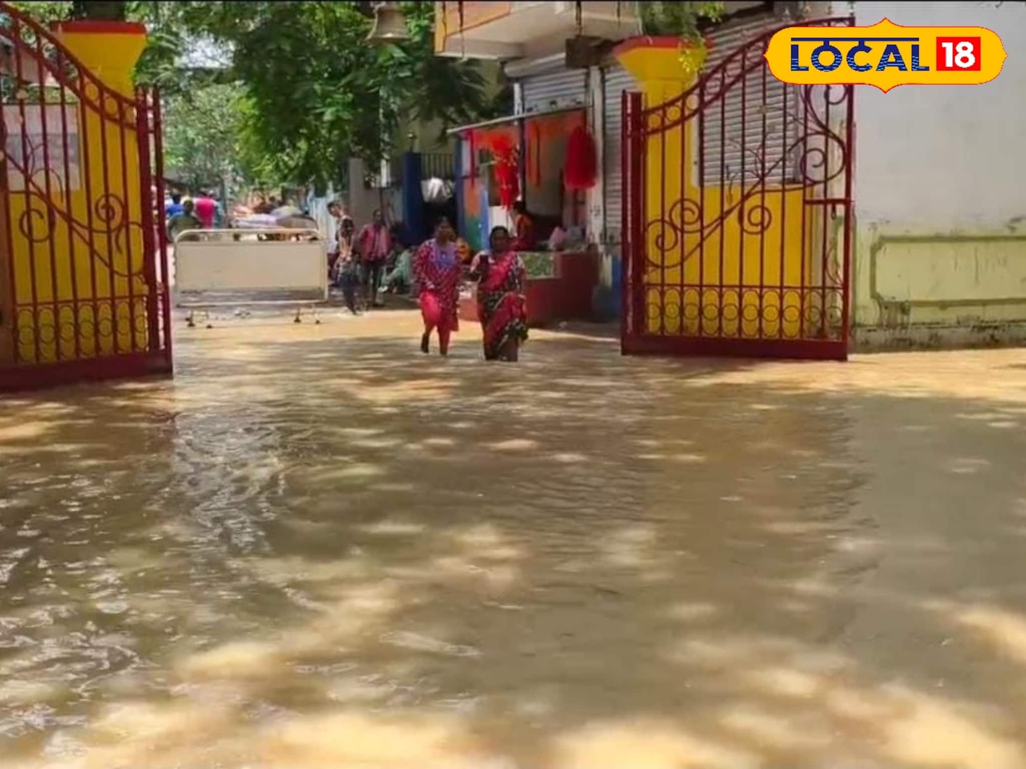 প্রবল বৃষ্টির জের, জলে ডুবেছে কঙ্কালীতলা মন্দির! ক্ষতিগ্রস্ত হতে পারে মন্দির চত্বর
