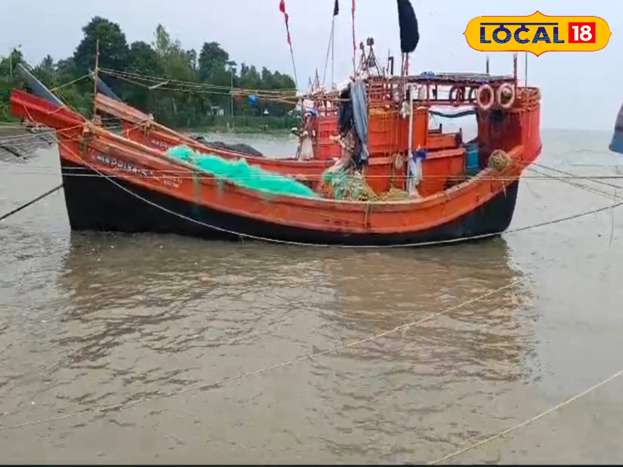 মিলছে না লাইসেন্স! চরম সমস্যায় সুন্দরবনের মৎস্যজীবীরা, জানেন কীভাবে চলছে মাছ ধরার কাজ