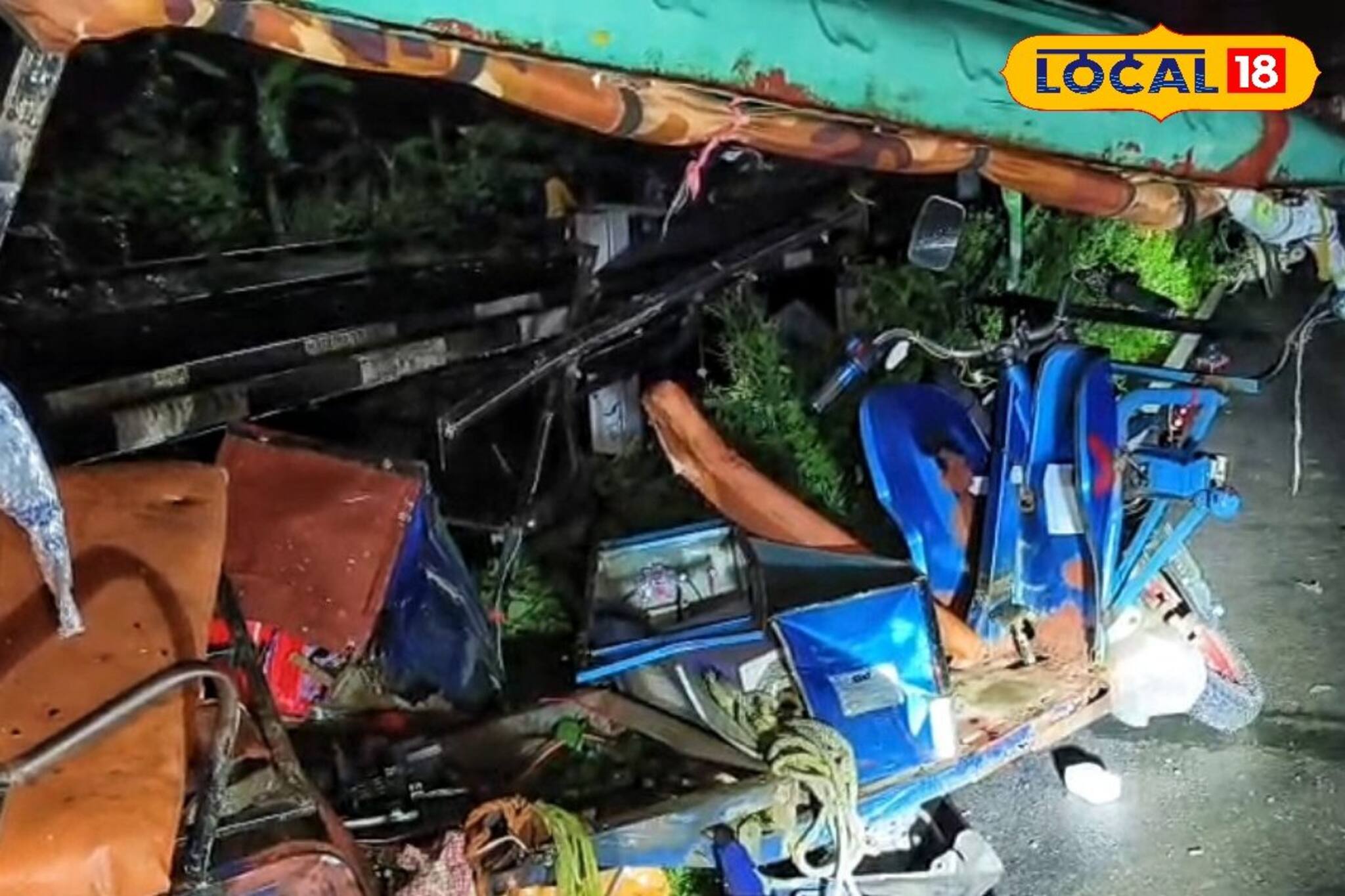 টোটো যাচ্ছিল রাস্তায় ধার ঘেঁষে, বাইক যা করল...! গুরুতর আহত এক শিশু-সহ ৫