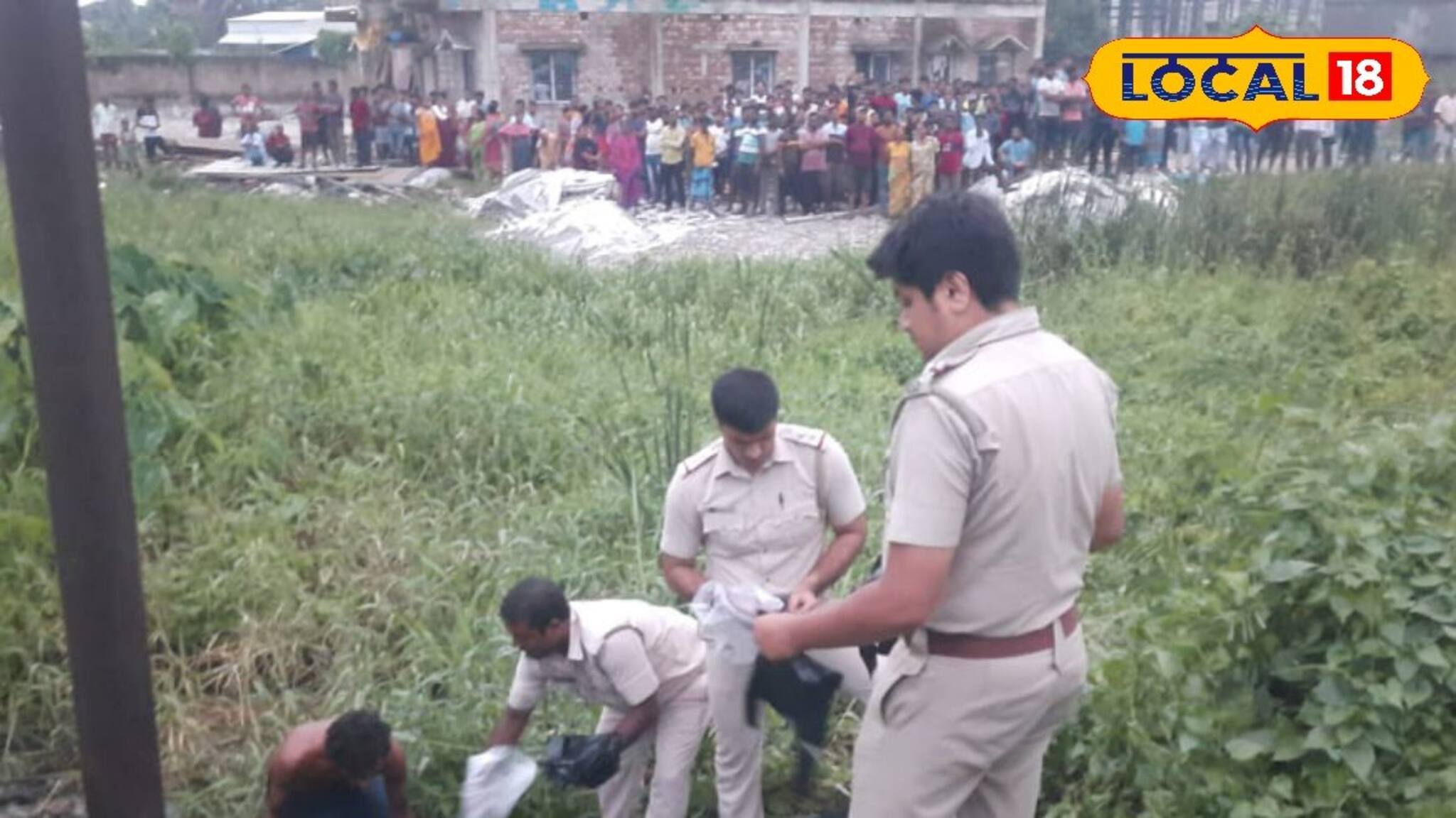 এলাকায় তীব্র দুর্গন্ধ উৎসব খুঁজতে গিয়ে মিলল এ কী! ঘুম উড়ে গেল পুলিশের