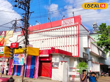 নিজের