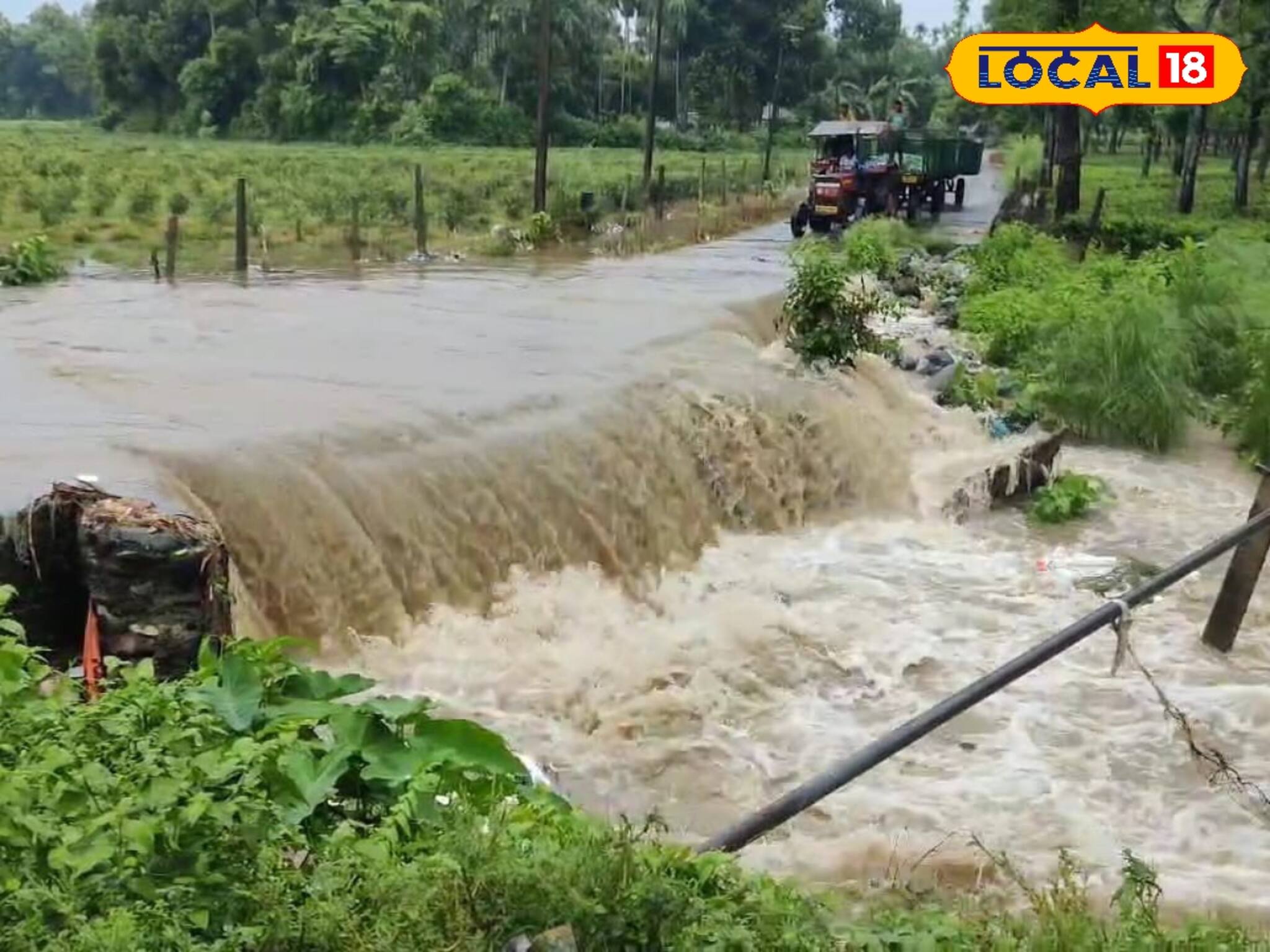 শুরু হয়েছে বৃষ্টি,জল থৈ থৈ আলিপুরদুয়ারের বিভিন্ন এলাকা