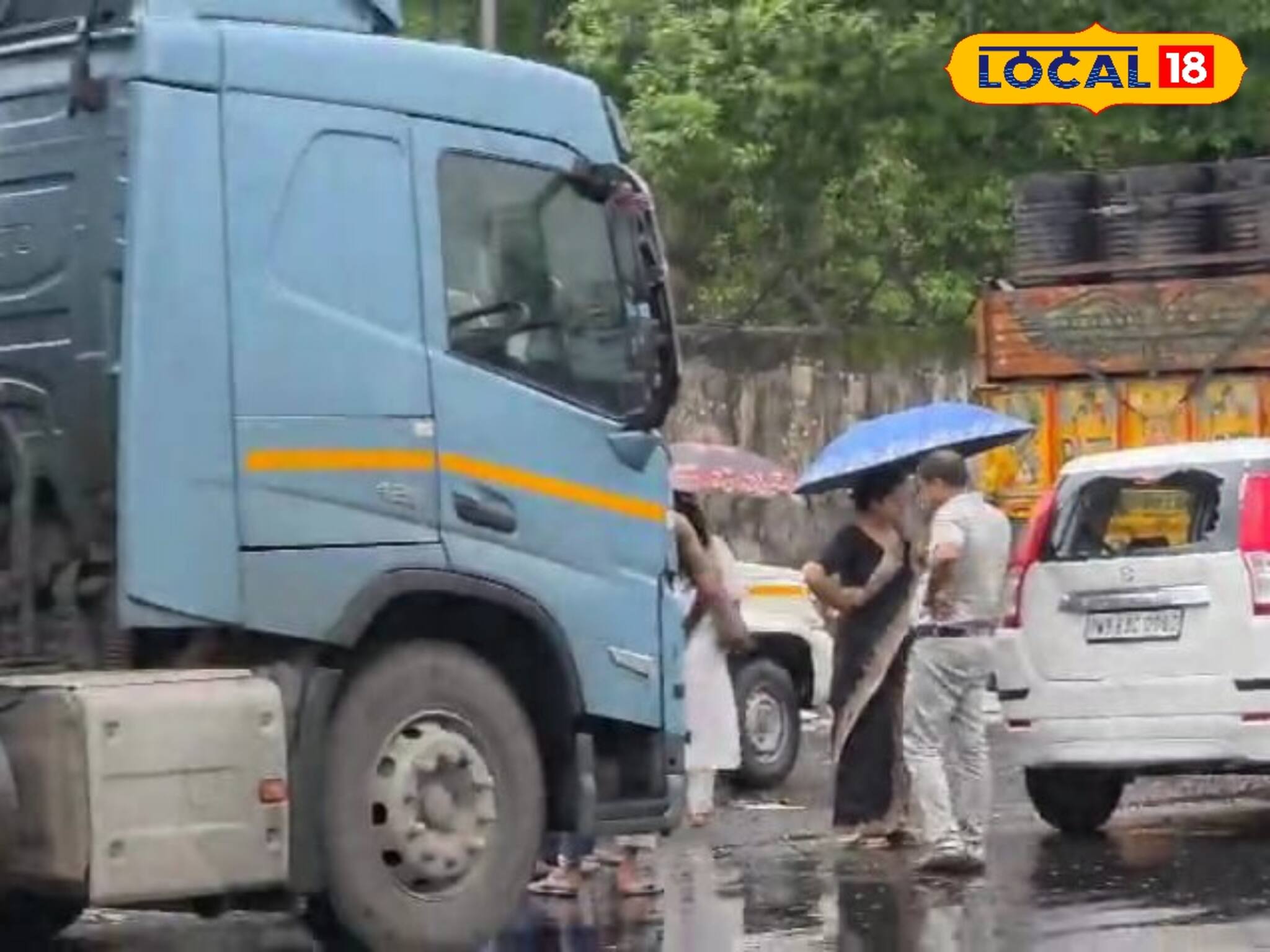 একই দিনে, একই জায়গায় ৫ দুর্ঘটনা...! অদ্ভুতুড়ে কান্ড এই জাতীয় সড়কে, তাজ্জব ট্রাফিক পুলিশও