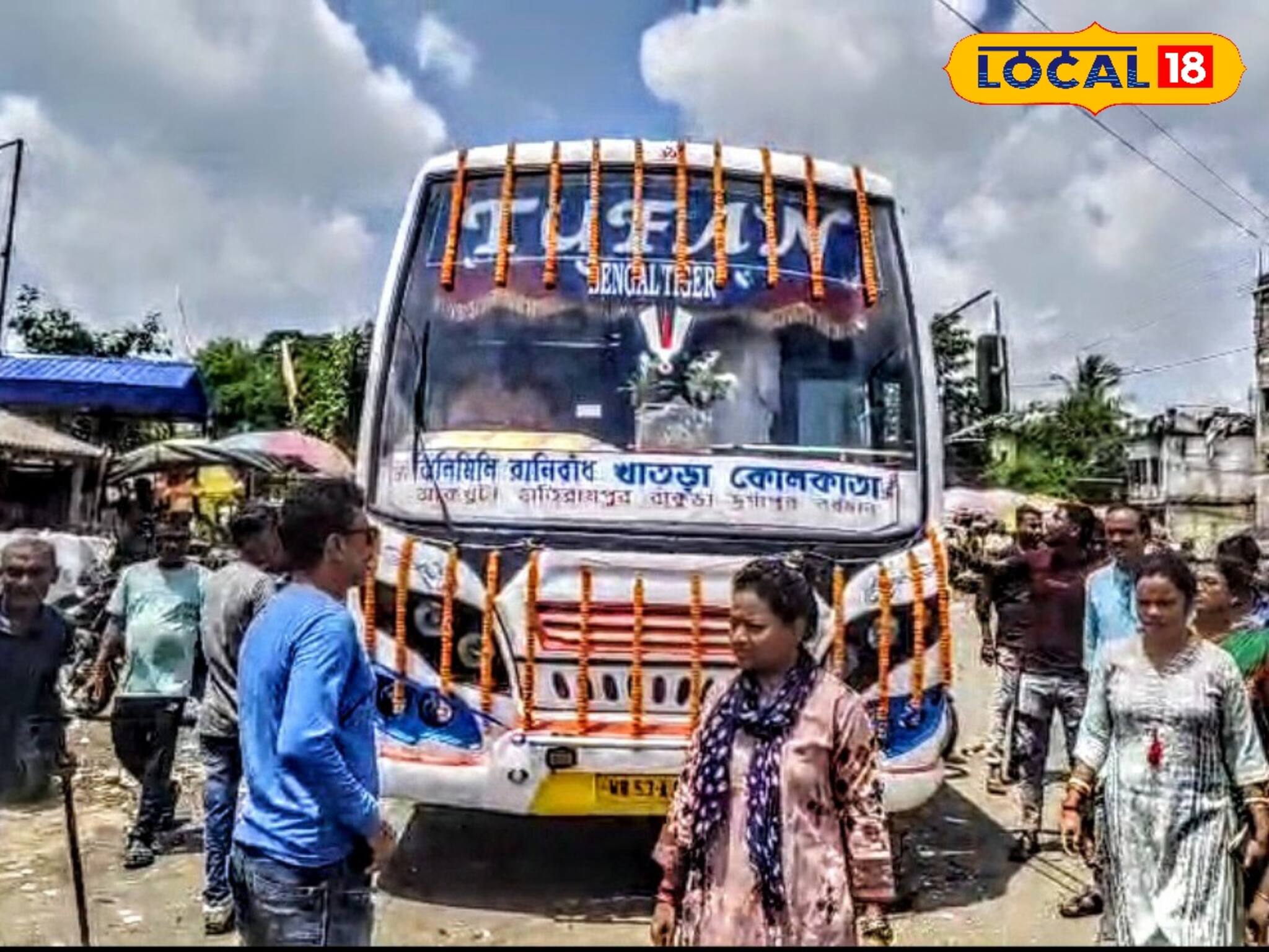 সুবর্ণ সুযোগ! কলকাতা থেকে বিলাসী বাসে মুকুটমণিপুর চলুন বিনা খরচেই! জানুন বিশদে