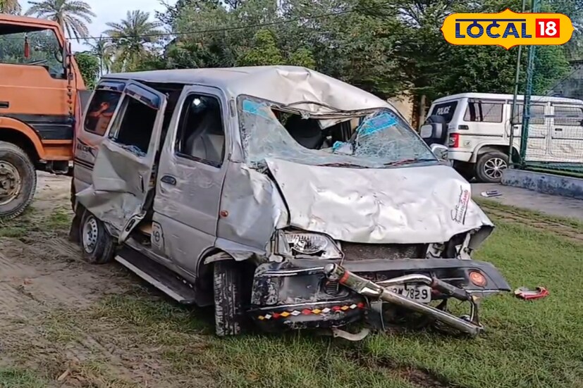 ঘটনার জেরে ব্যস্ত বাসন্তী হাইওয়েতে কিছুক্ষণ যান চলাচলে প্রভাব পড়ে। পরে পুলিশ গাড়িটি সরিয়ে ট্রাফিক স্বাভাবিক করে। দুর্ঘটনার তদন্ত শুরু করেছে মিনাখাঁ থানার পুলিশ।