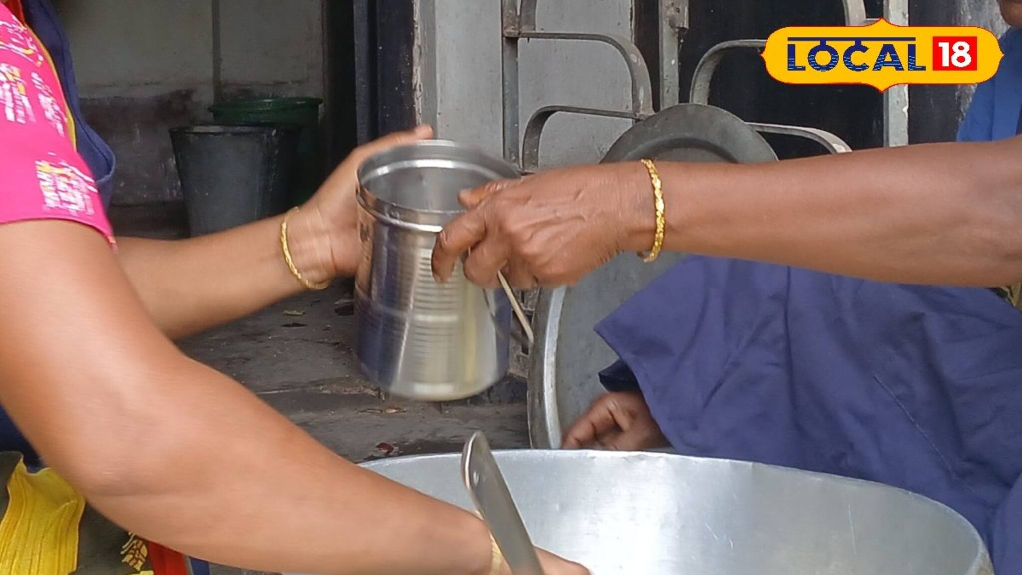 Mid-Day Meal: স্কুলে উপস্থিত ৯০ জন ছাত্র-ছাত্রী, মিড ডে মিলে খাচ্ছে ৫১৫ জন, এত খাবার যাচ্ছে কোথায়? জানলে আঁতকে উঠবেন...