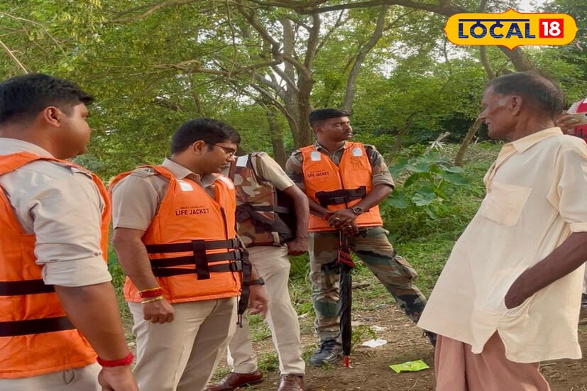 পূর্ব বর্ধমান জেলা প্রশাসন সূত্রে জানা গেছে, এদিন দুর্গাপুর ব্যারেজ থেকে সকাল ৭টা নাগাদ ৬৪ হাজার ২৫০ কিউসেক জল ছাড়া হয়েছে। এদিকে, আবহাওয়া দফতর থেকে জানানো হয়েছে, বৃহস্পতিবার থেকে দক্ষিণবঙ্গের বেশ কয়েকটি জেলায় ভারী থেকে অতিভারী বৃষ্টির সম্ভাবনা রয়েছে।