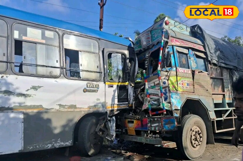 এর আগে কাশীনগরের কাছে বাস ও লরির মুখোমুখি সংঘর্ষে প্রায় ১২ জন গুরুতর আহত হন। তৎক্ষণাৎ স্থানীয় বাসিন্দারা তাঁদের উদ্ধার করে কাকদ্বীপ সুপার স্পেশালিটি হাসপাতালে নিয়ে যান। খবর দেওয়া হয় হারউড পয়েন্ট কোস্টাল থানায়।