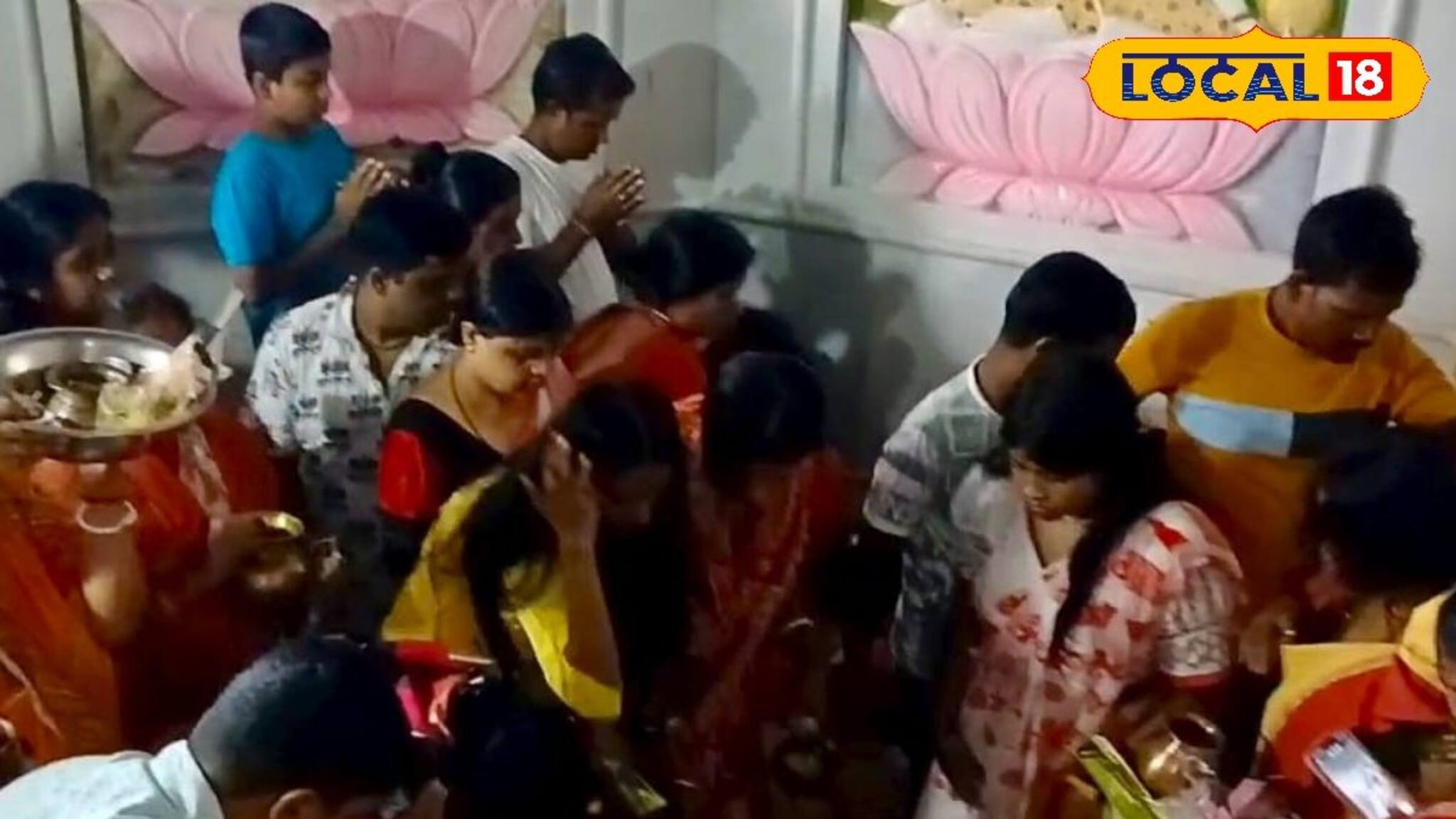 শ্রাবণ মাস পড়তেই ভিড় জমেছে জটেশ্বর শিব মন্দির 