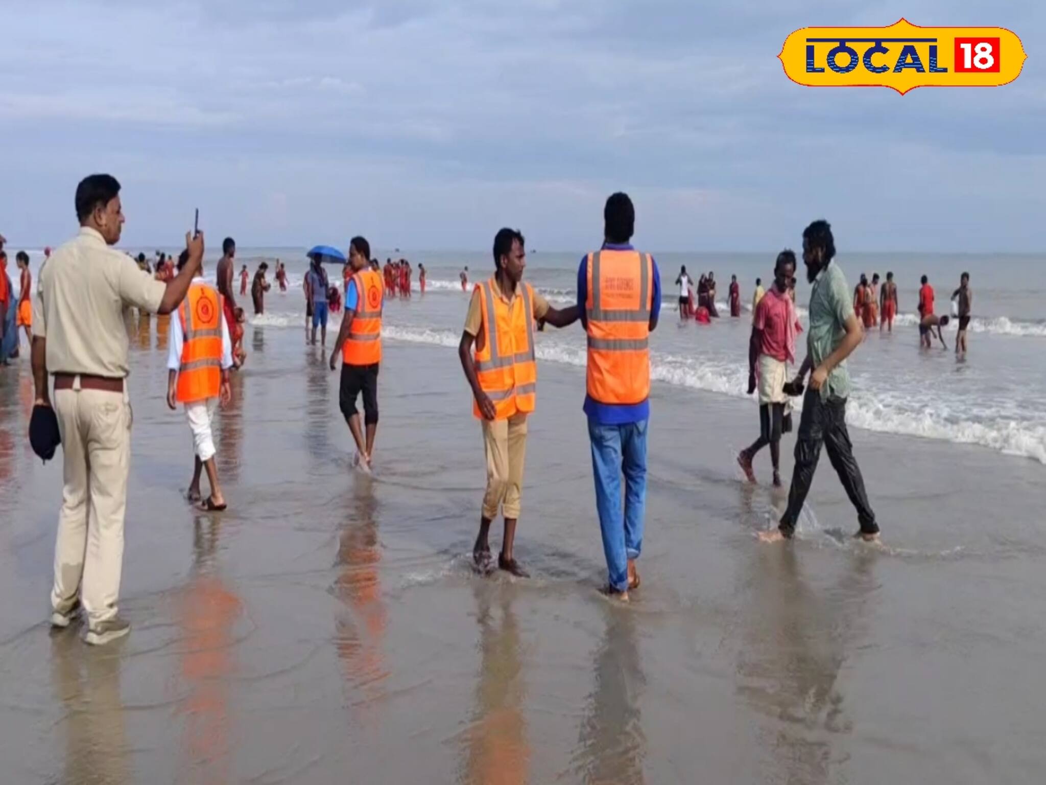 খারাপ আবহাওয়ায় উত্তাল গঙ্গাসাগরে পুণ্যস্নান...! তলিয়ে গেলেন উত্তরপ্রদেশের যুবক