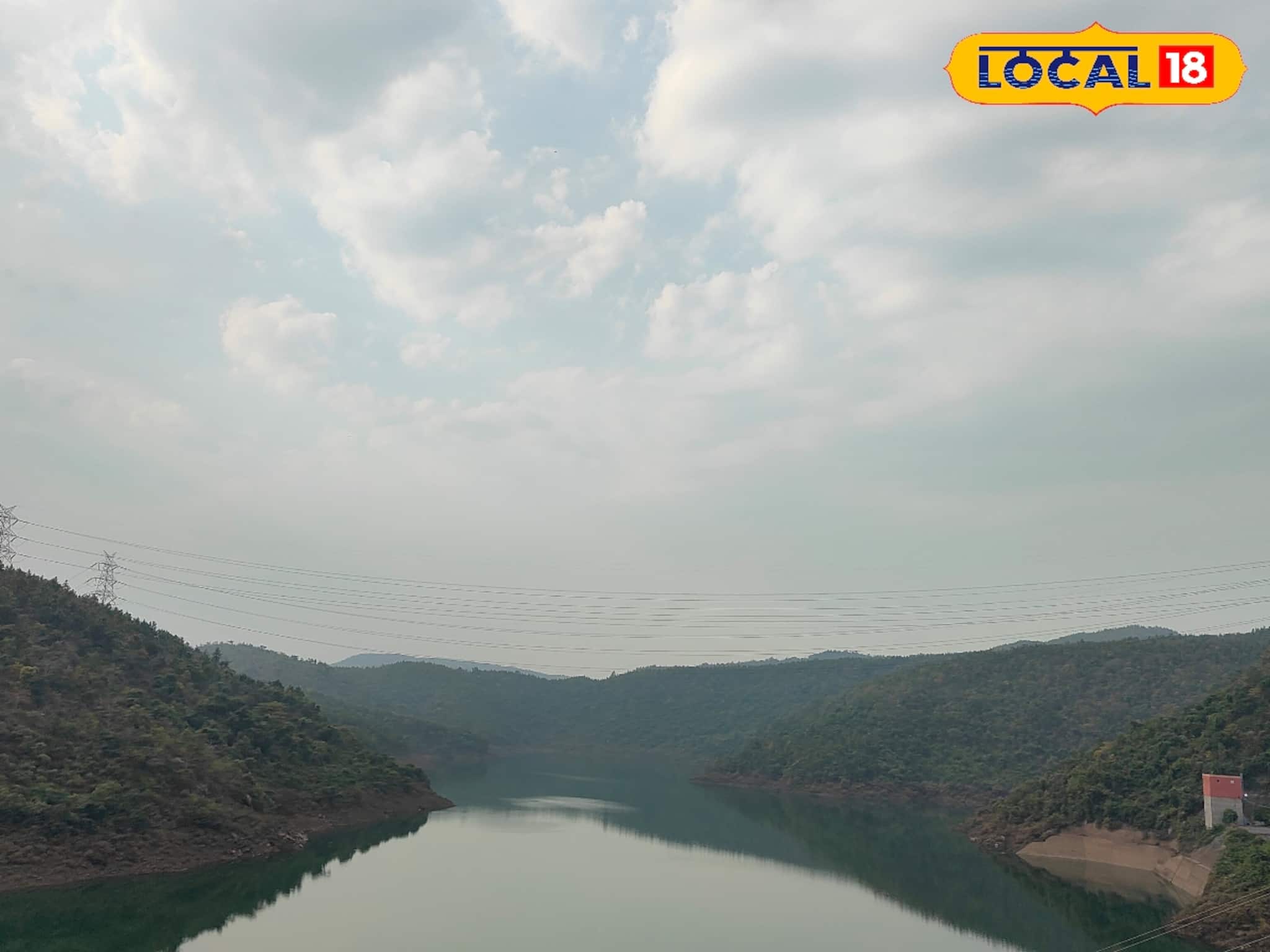 জারি থাকছে বৃষ্টির ধারাবাহিকতা, আপাতত মিলছে না  রেহাই!
