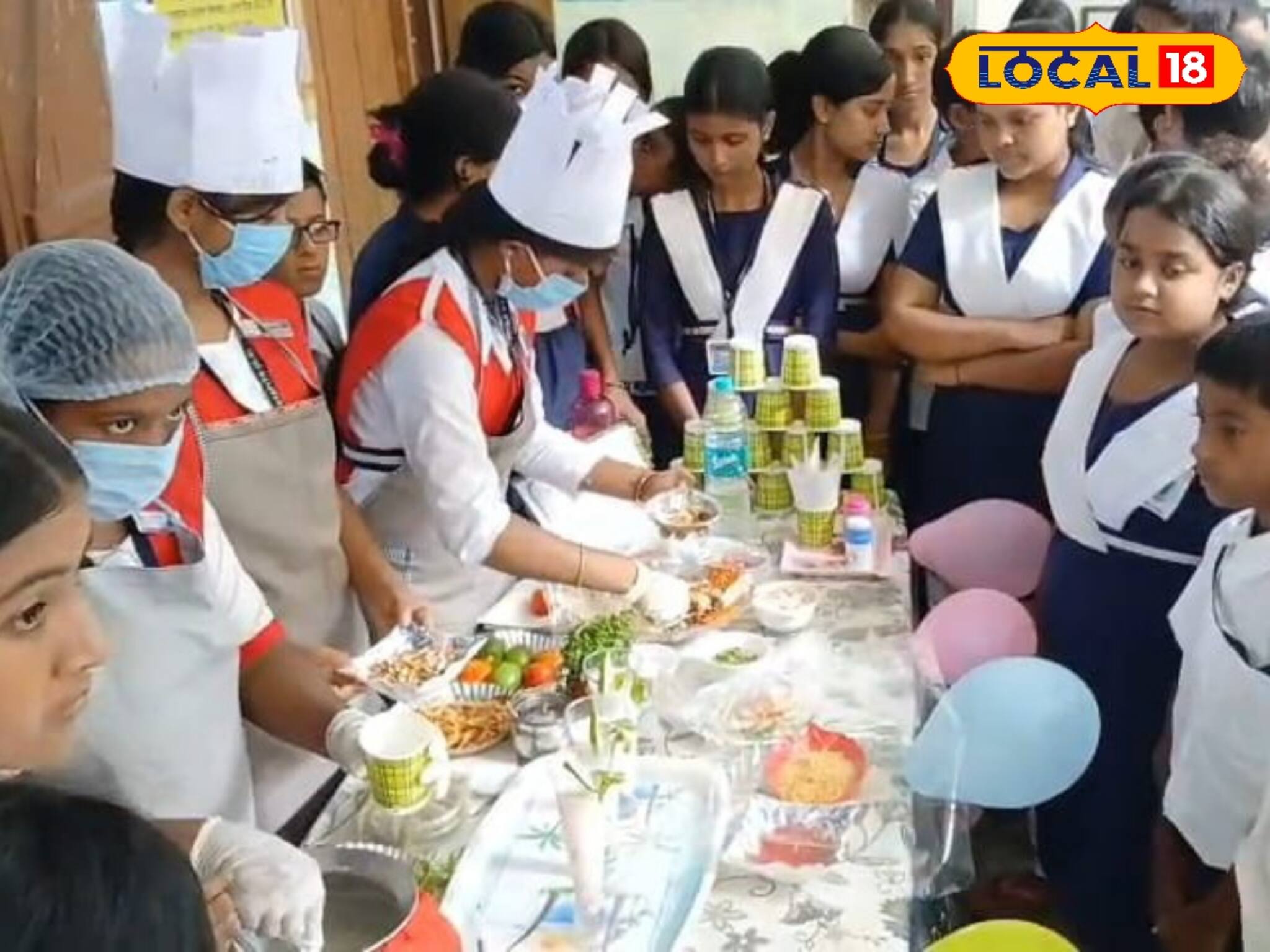সরকারি স্কুলে আনন্দের হাট...! পড়ুয়ারা যা করল, জানলে অবাক হবেন