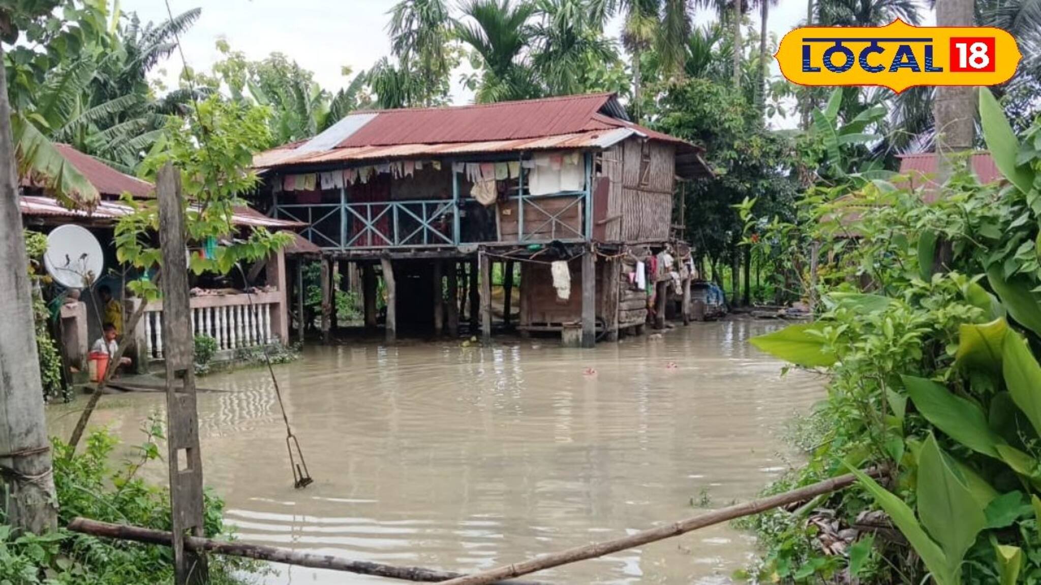 ফুঁসছে তিস্তা, কোন কোন এলাকায় জারি লাল সতর্কতা? কত জল ছাড়ল তিস্তা ব্যারেজ? পড়ুন