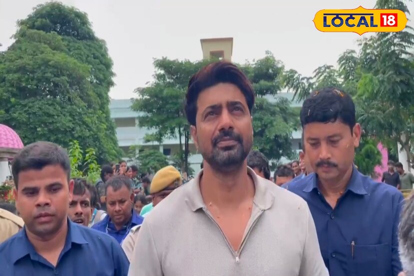 ঘাটাল কলেজের গভর্নিং বডির বৈঠক করলেন দেব।
