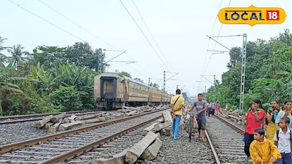 রেল পথ ধরে যাওয়ার সময় মৃত্যু 