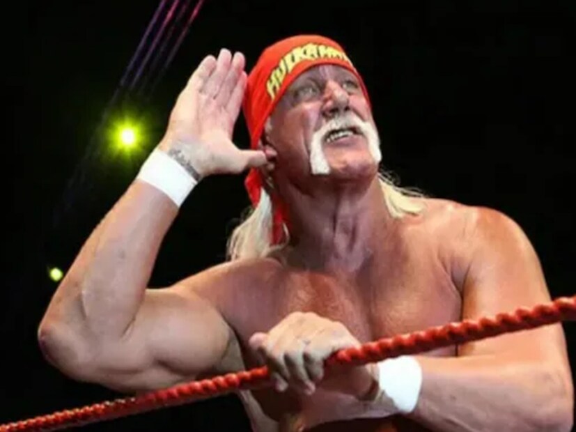 কিংবদন্তি আমেরিকান রেসলার (WWE) হাল্ক হোগান (Hulk Hogan) শেষ নিঃশ্বাস ত্যাগ করেছেন। তাঁর বয়স হয়েছিল ৭১ বছর। জানা গিয়েছে, হার্ট অ্যাটাকেই হাল্ক হোগানের মৃত্যু হয়েছে। মৃত্যুর সময় হাল্ক নিজের বাড়িতেই উপস্থিত ছিলেন। চিকিৎসকরা বাড়িতে এলেও শেষরক্ষা হয়নি ৷ প্রয়াত হলেন WWE তারকা ৷ (Photo: X)