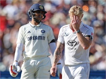 IND vs ENG: ৯৩ বছরের ইতিহাসে প্রথমবার! ইংরেজদের মুখে ‘ঝামা ঘষে’ বড় রেকর্ড ভারতের IND vs ENG: ৯৩ বছরের ইতিহাসে প্রথমবার! ইংরেজদের মুখে ‘ঝামা ঘষে’ বড় রেকর্ড ভারতের
