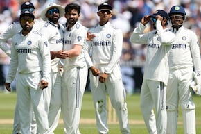 IND vs SA: হঠাৎ কী হল! ইডেন টেস্টের আগে দল ছাড়লেন ভারতীয় তারকা, বড় আপডেট