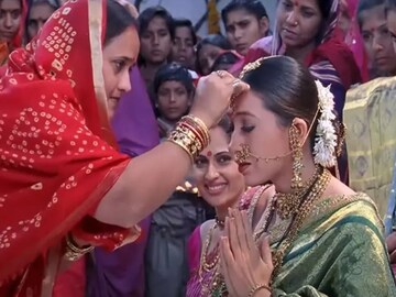 মাত্র ২০ মিনিটেই রোম্যান্টিক ধারার ছবিই হয়ে উঠল অ্যাকশন-থ্রিলার, এটা কোন ছবি বলুন তো?