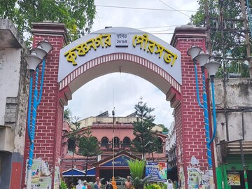কৃষ্ণনগর পুরসভায় বেনজির পরিস্থিতি৷ 