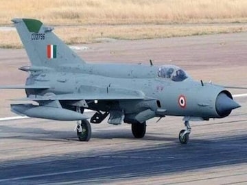 MIG-21: ৬২ বছরের আকাশযাত্রার অবসান, ভারতীয় বায়ুসেনা থেকে এবার অবসর নিতে চলেছে মিগ-২১