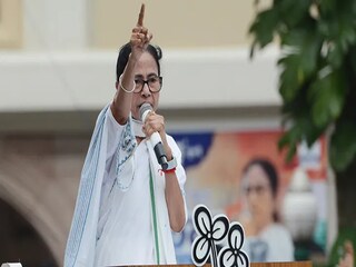 ‘ভোটার লিস্টে নাম তোলার নামে NRC করার চেষ্টা’, ফের কেন্দ্রকে ঝাঁঝাঁলো তোপ মমতার! সবাই অবশ্যই করবেন এই কাজটি, রাজ্যবাসীকে বার্তা মমতার, File Image