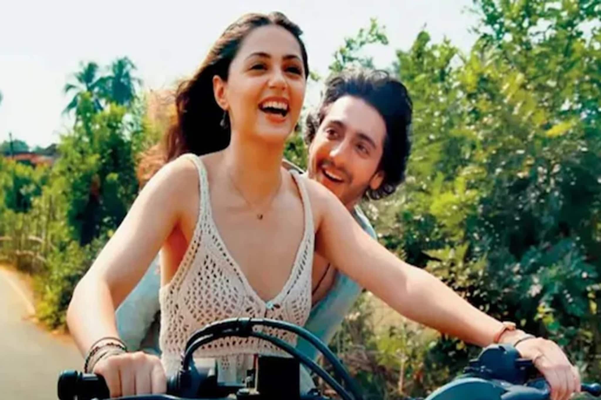 ছিমছাম হলেও একেবারে স্বপ্নের মতো, ‘সাইয়ারা’ অভিনেত্রীর অন্দরমহলে ঢুঁ মারলে চোখ ধাঁধাবে