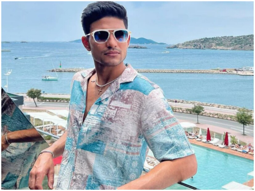 ভারতীয় টেস্ট দলের অধিনায়ক হওয়ার পর শুভমন গিল স্বপ্নের ফর্মে রয়েছেন। ইংল্যান্ডের বিরুদ্ধে ২ টেস্টে ৩টি সেঞ্চুরি করে ফেলেছেন। যার মধ্যে একটি ডাবল সেঞ্চুরি। বার্মিংহাম টেস্টে ভরতের ৩৩৬ রানে রেকর্ড জয়ের পর থেকেই আলোচনার কেন্দ্রবিন্দুতে রয়েছেন গিল।
