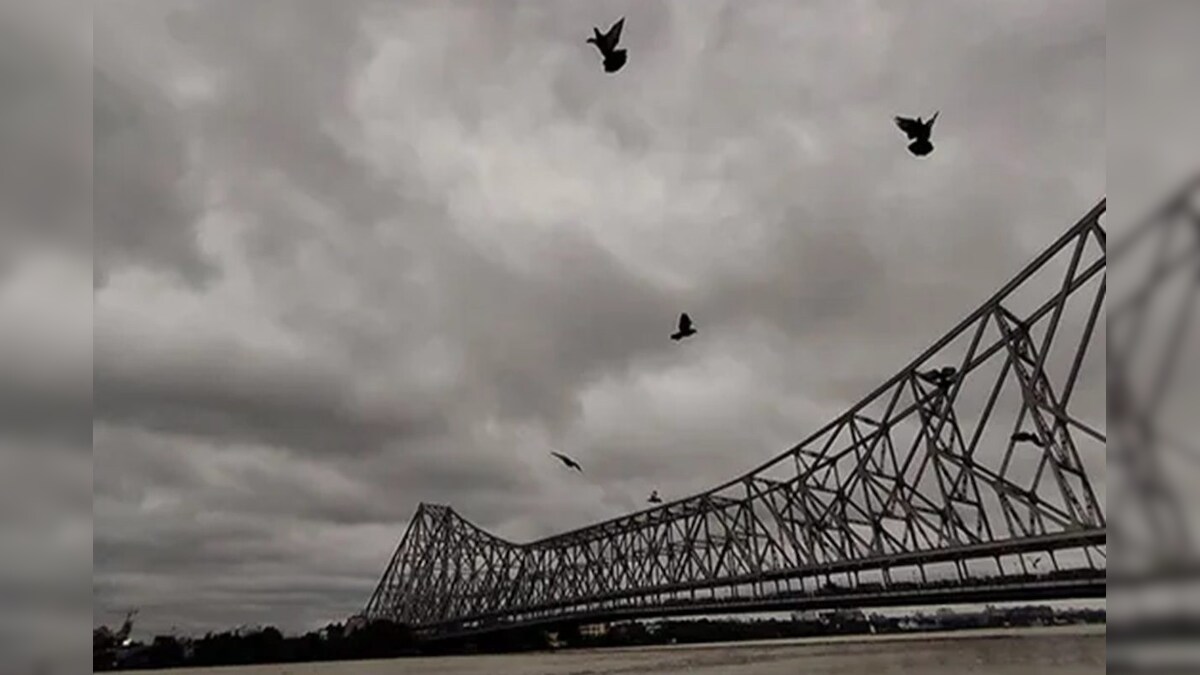 নিম্নচাপ রাজ্য থেকে সরেছে, দক্ষিণবঙ্গে ভারী বৃষ্টির সম্ভাবনা কি কিছুটা কমবে?