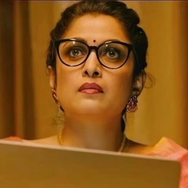 এর মধ্যে অন্যতম হল ‘সঙ্কীর্তনা’, ‘হ্যালো ব্রাদার’, ‘চন্দ্রলেখা’, ‘আন্নামায়া’, ‘আল্লারি আল্লুড়ু’। এখানেই শেষ নয়, আবার নাগার্জুনের বড় ছেলে নাগা চৈতন্যর সঙ্গেও অভিনয় করেছেন। একটি ছবিতে নাগা চৈতন্যর শাশুড়ি মা এবং অন্য একটি ছবিতে অভিনেতার ঠাকুরমার ভূমিকায় দেখা গিয়েছিল রম্যাকে। আবার নাগার্জুনের ছোট পুত্র অখিলের সঙ্গেও ‘হ্যালো’ ছবিতে অভিনয় করেছেন রম্যা। এভাবেই আক্কিনেনি পরিবারের তিন প্রজন্মের অভিনেতাদের সঙ্গে অভিনয় করে এক রেকর্ড গড়েছেন এই দাপুটে অভিনেত্রী। 