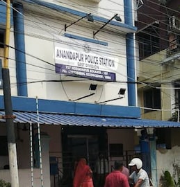 আনন্দপুর খাল থেকে মাঝবয়সী ব্যক্তির দেহ উদ্ধার ঘিরে চাঞ্চল্য, তদন্তে আনন্দপুর থানার পুলিশ 