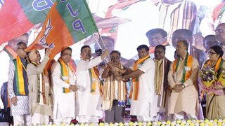 হারানো ঘাঁটি ও পুরোনো কর্মী ফিরে পেতে উত্তরবঙ্গ সফরে শমীক ভট্টাচার্য! 