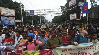 আজই প্রকাশ করতে হবে তালিকা, বৈঠকি তালিকায় থাকলেন কারা? আজই প্রকাশ করতে হবে তালিকা, বৈঠকি তালিকায় থাকলেন কারা?