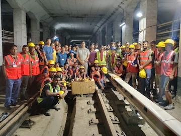Kolkata Metro:দ্রুত বদলে যাচ্ছে মেট্রোর থার্ড রেল, সিঙ্গাপুর, লন্ডন,মস্কো, বার্লিন মেট্রোর সঙ্গে এবার এক তালিকায় কলকাতা মেট্রো