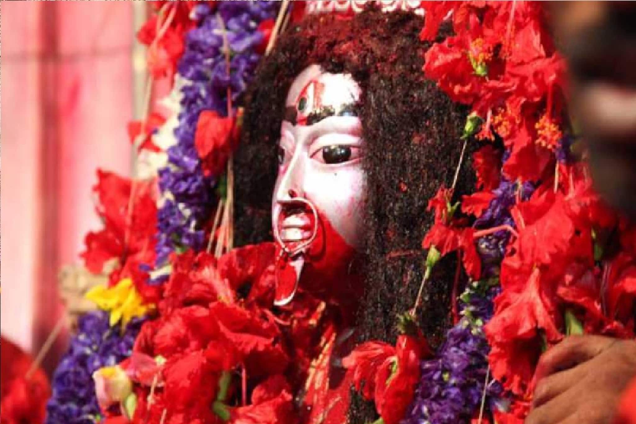 দণ্ডি কেটেই 'তারাপীঠ'...! পরিযায়ী শ্রমিক মিঠুনের সামনে ২০০ কিলোমিটার, হতবাক মানুষ!