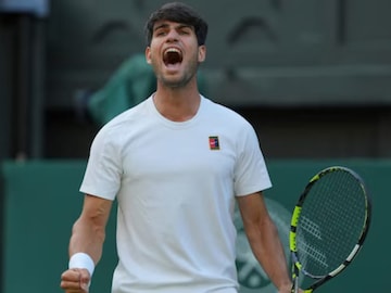 Wimbledon 2025 Final: উইম্বলডনের ফাইনালে কার্লোস আলকারাজ! তৃতীয়বারের জন্য শিরোপার দৌড়ে স্প্যানিশ তারকা… Wimbledon 2025 Final: উইম্বলডনের ফাইনালে কার্লোস আলকারাজ! তৃতীয়বারের জন্য শিরোপার দৌড়ে স্প্যানিশ তারকা…