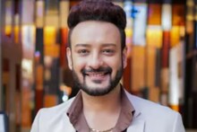 সোশ্যাল মিডিয়ায় ছড়িয়ে পড়ে আপত্তিকর ভিডিও! ভাইরাল ভিডিও নিয়ে মুখ খুললেন সাহেব