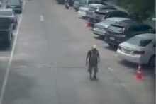 ব্যাঙ্ককের বাজারে বন্দুুকবাজের এলোপাথাড়ি গুলি, মৃত ৬! থাইল্যান্ড-কম্বো়ডিয়া সংঘাতের জের?