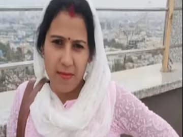 Uttar Pradesh Woman Death: বিয়ের দশ বছর পরেও মা হতে পারেননি, তান্ত্রিকের খপ্পরে পড়লেন তরুণী! পরিণতি হল মর্মান্তিক