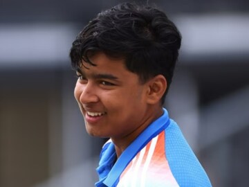 এমন প্রাপ্তি কারও হয়নি! এবার ইংল্যান্ড থেকে যে 'সার্টিফিকেট' পেলেন বৈভব সূর্যবংশী