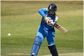 ৪১টি ছক্কা ও ২৯টি চার! ১৭০ বলে ৪০৯ রান! বৈভবের এই পরিসংখ্যানে হতবাক বিশ্ব