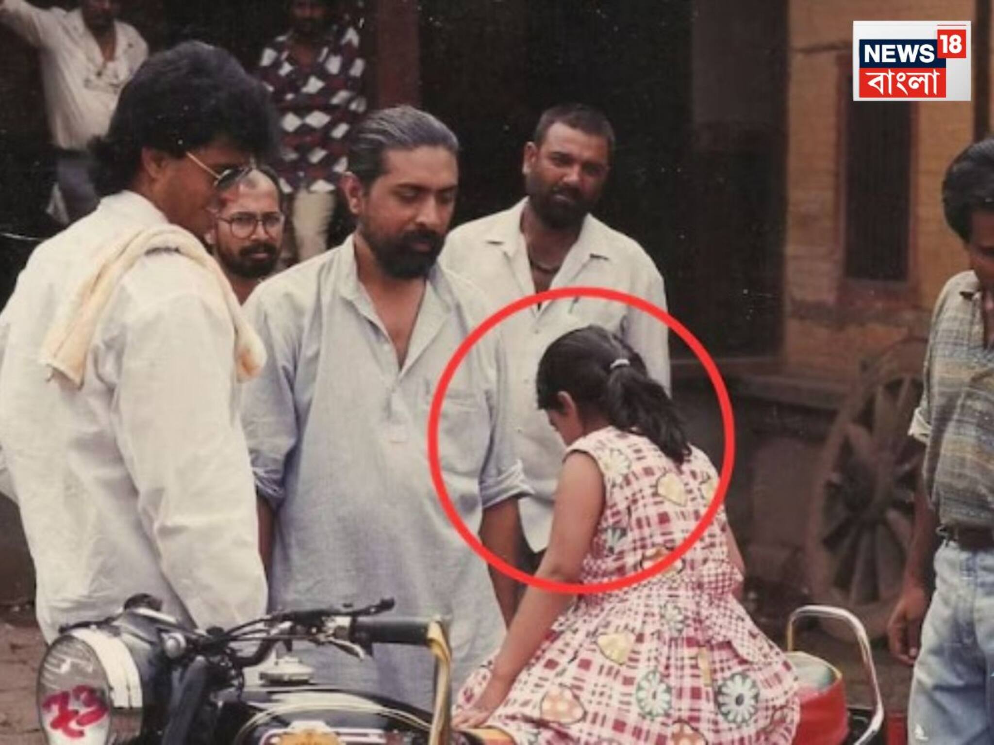 Bollywood Gossip: সিনেমা হলের সিটের তলায় ১০ মাসের বাচ্চাকে খুবলে খাচ্ছিল ইঁদুর, তাকেই কোলে তুলে নেন পরিচালক! সেই মেয়ে এখন বলিউডের নামী প্রোডিউসার