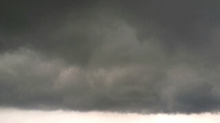 সাত সকালে সাত জেলায় তুমুল ঝড়-বৃষ্টি !