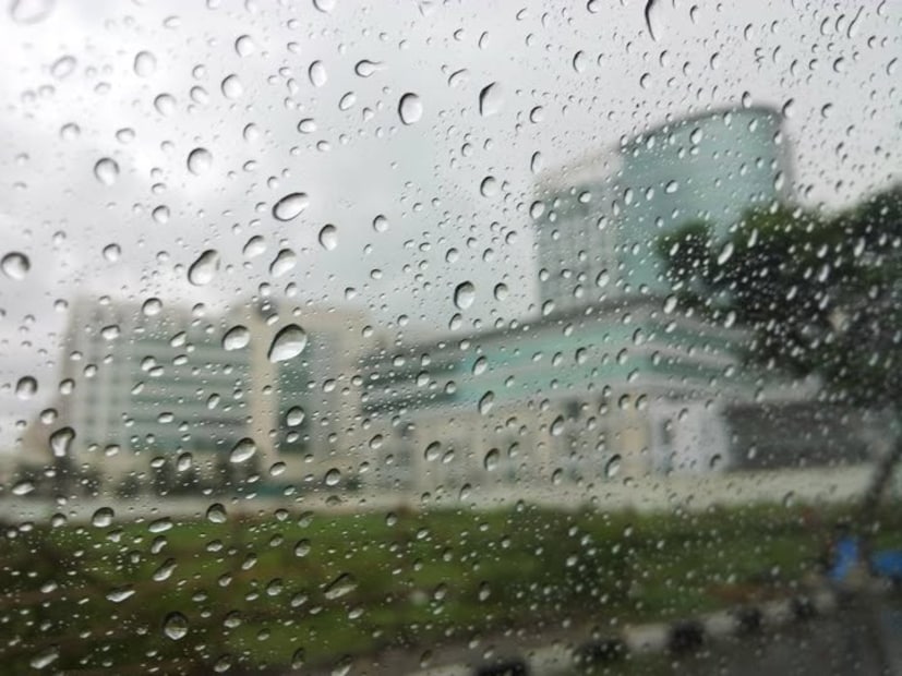 এত্ত বৃষ্টি দেখে আতঙ্কিত, ভয় আরও বাড়বে শনিবারেও, সাগর ছেড়ে এবার বাংলার ওপরেই গভীর নিম্নচাপ, হবে বৃষ্টির তাণ্ডব, রইল ওয়েদার আপডেট