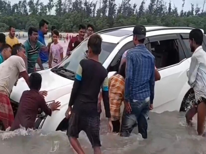 এক সময় জোয়ারের জল বেড়ে যাওয়ায় স্থানীয় মৎস্যজীবীদের সহযোগিতায় গাড়িটি তোলার চেষ্টা করা হয়। 